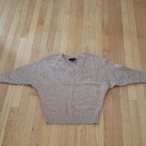 EUC Tahari Sweater S